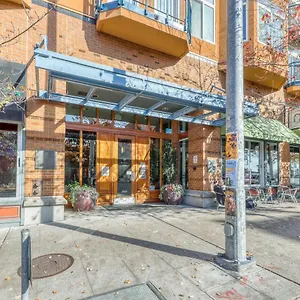 Apartment Belltown Court Ii