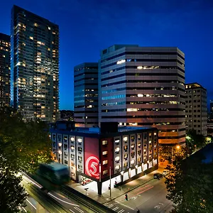 Staypineapple, Five, Downtown *** Seattle