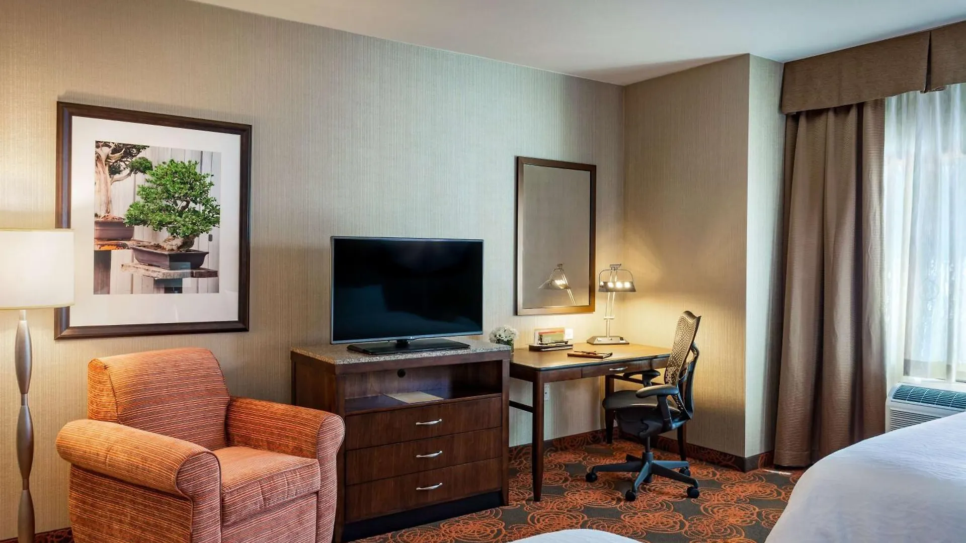 Hilton Garden Inn Seattle Downtown Hotel